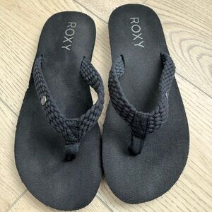 Roxy Tide-pool Braided Sandals in Black Size 8
